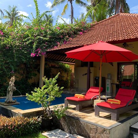 Teluk Karang Dive & Spa Resort Tejakula Esterno foto
