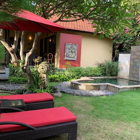 Teluk Karang Dive & Spa Resort Tejakula Esterno foto