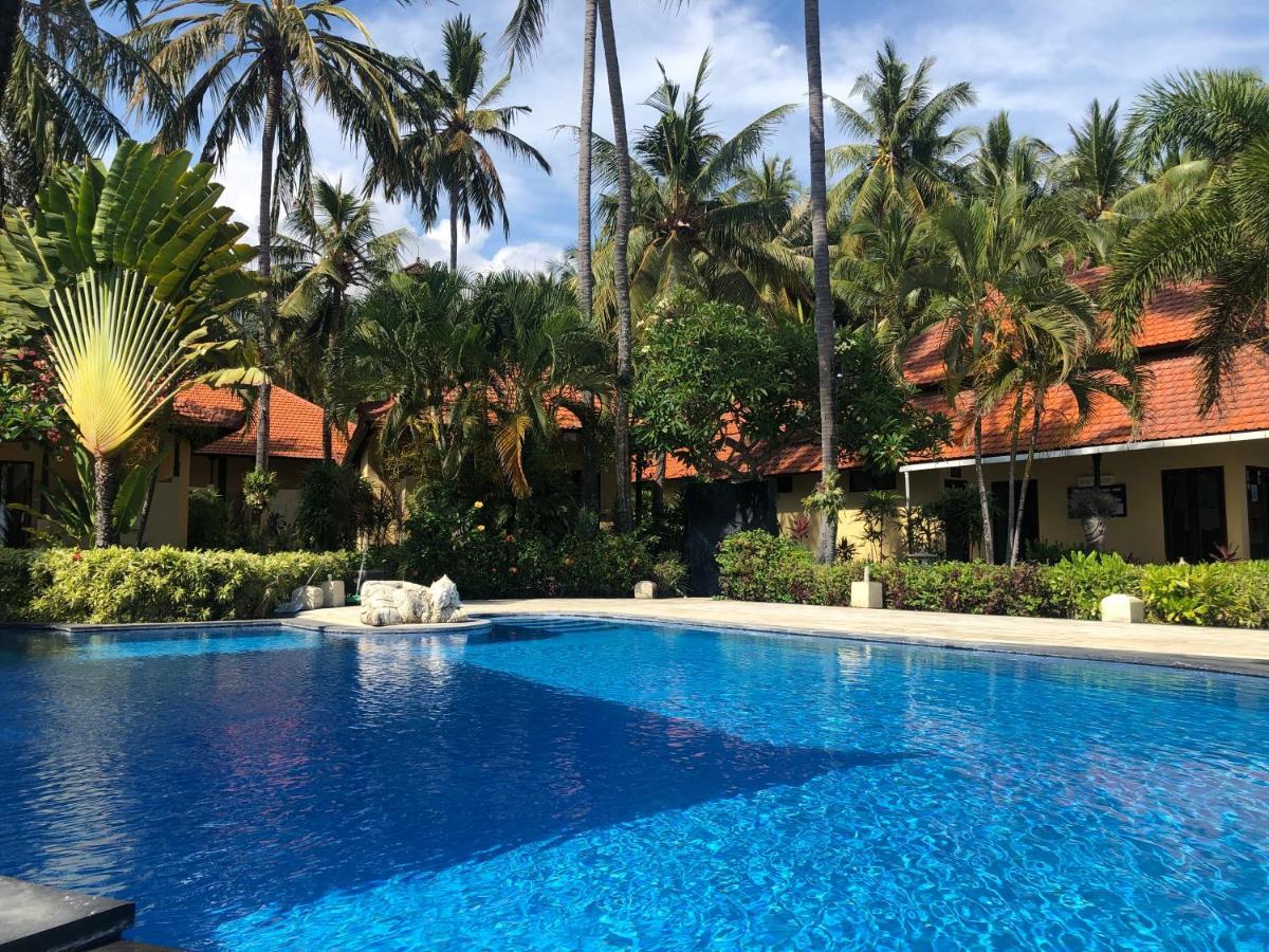 Teluk Karang Dive & Spa Resort Tejakula Esterno foto
