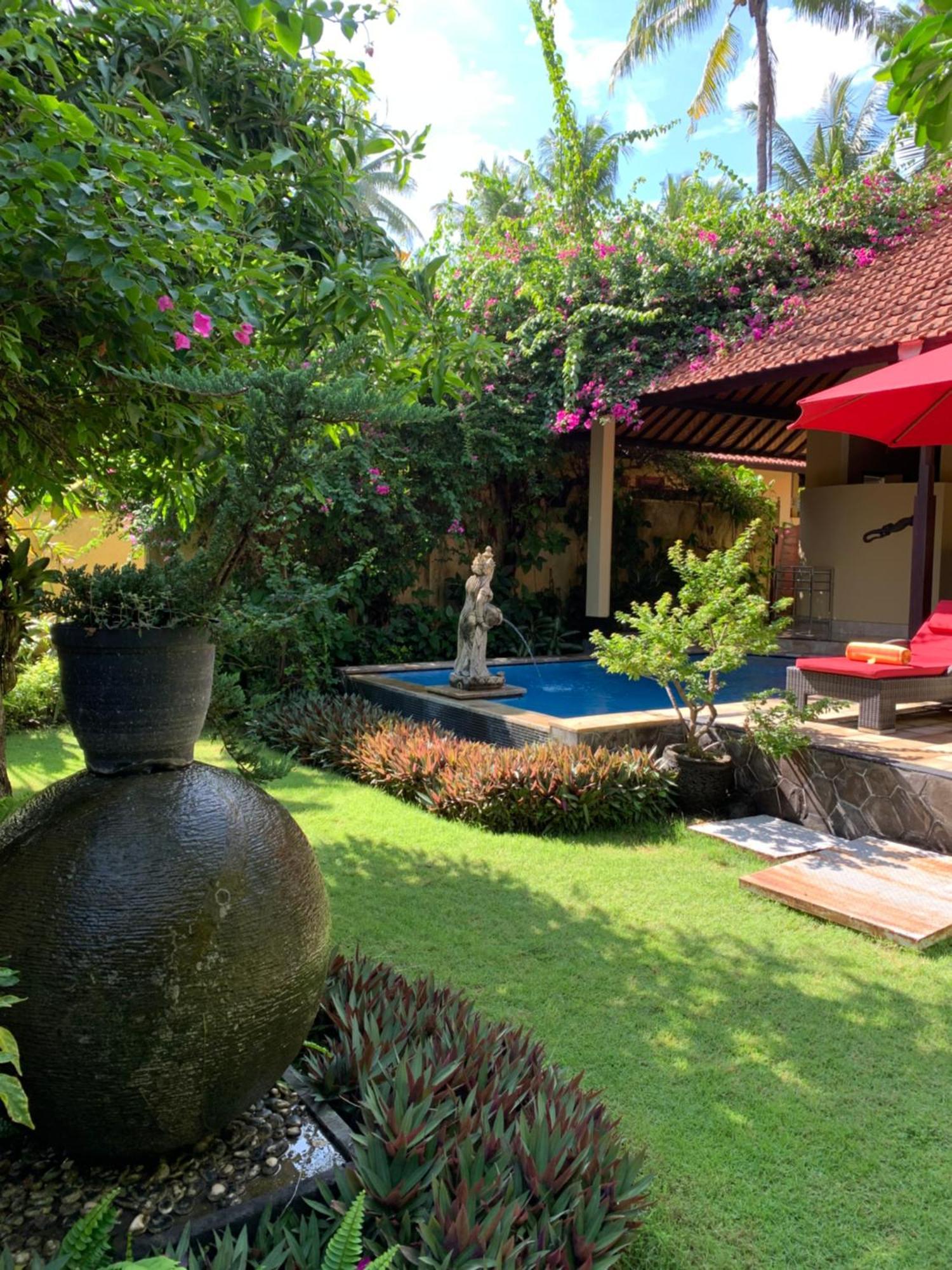 Teluk Karang Dive & Spa Resort Tejakula Esterno foto