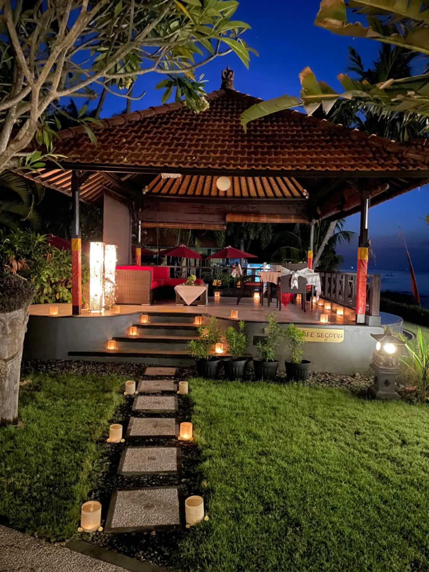 Teluk Karang Dive & Spa Resort Tejakula Esterno foto