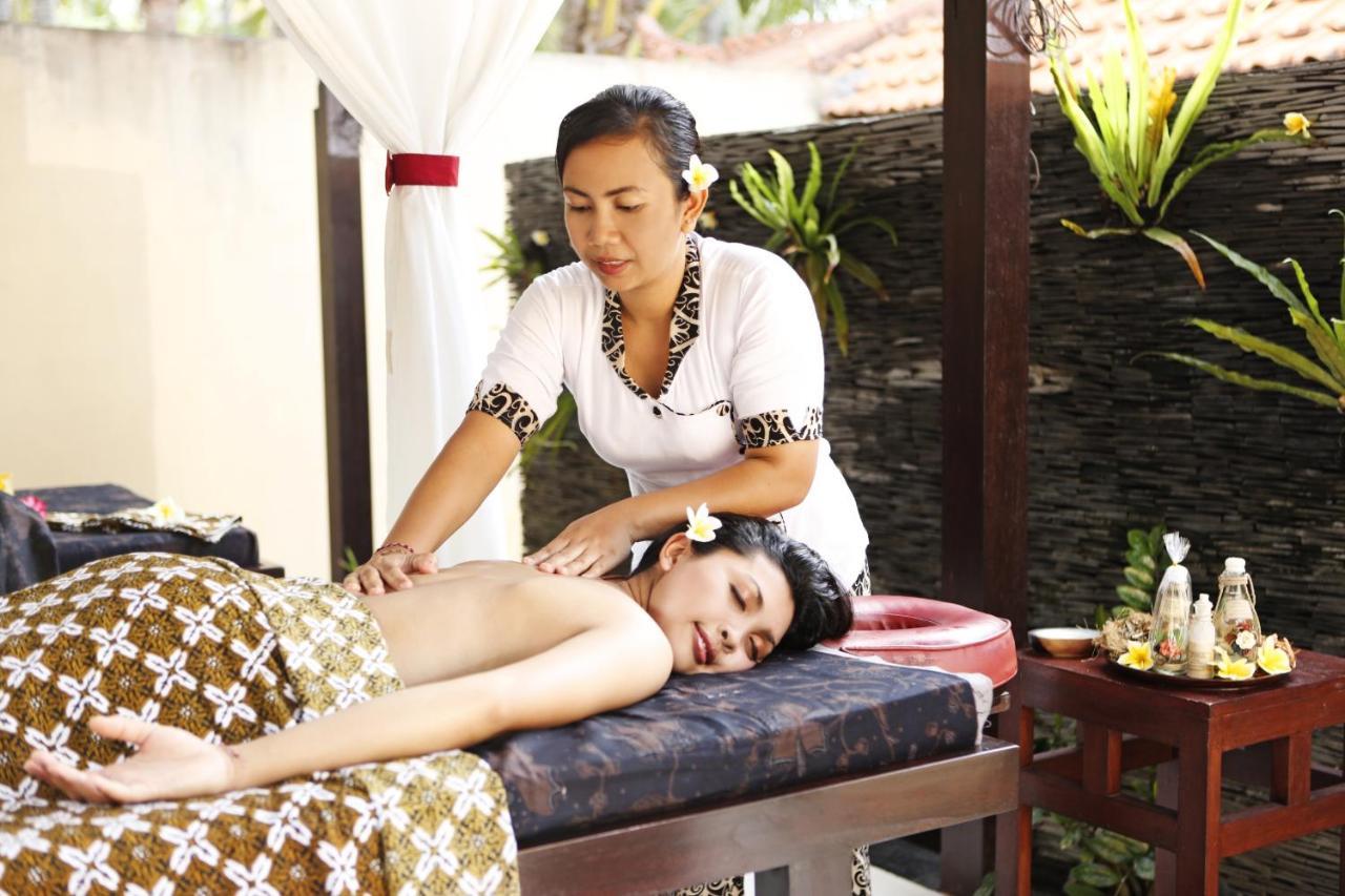 Teluk Karang Dive & Spa Resort Tejakula Esterno foto