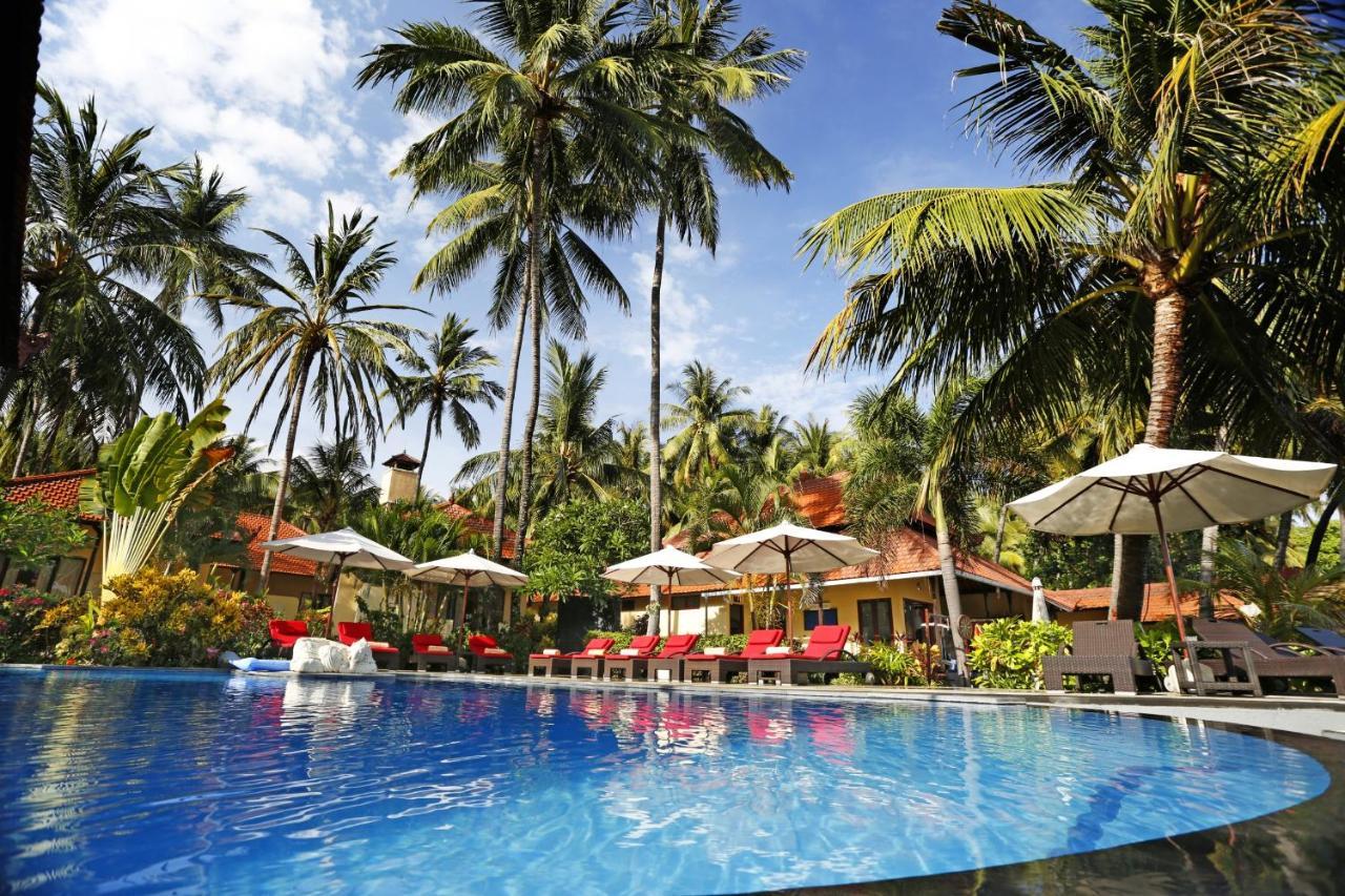 Teluk Karang Dive & Spa Resort Tejakula Esterno foto